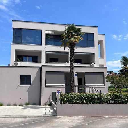 Stay In The Heart Of Porec - 50M To The Beach Екстериор снимка