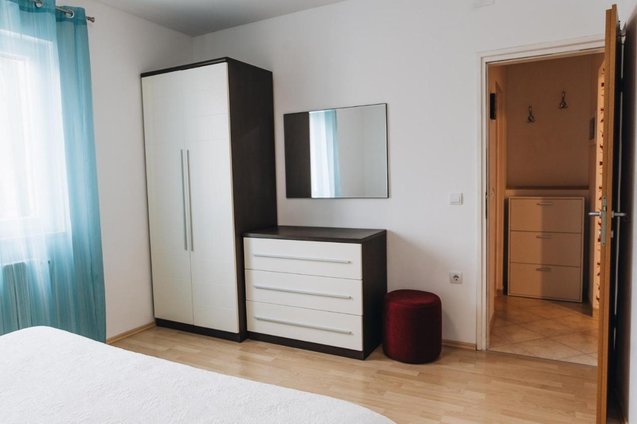 Stay In The Heart Of Porec - 50M To The Beach Екстериор снимка