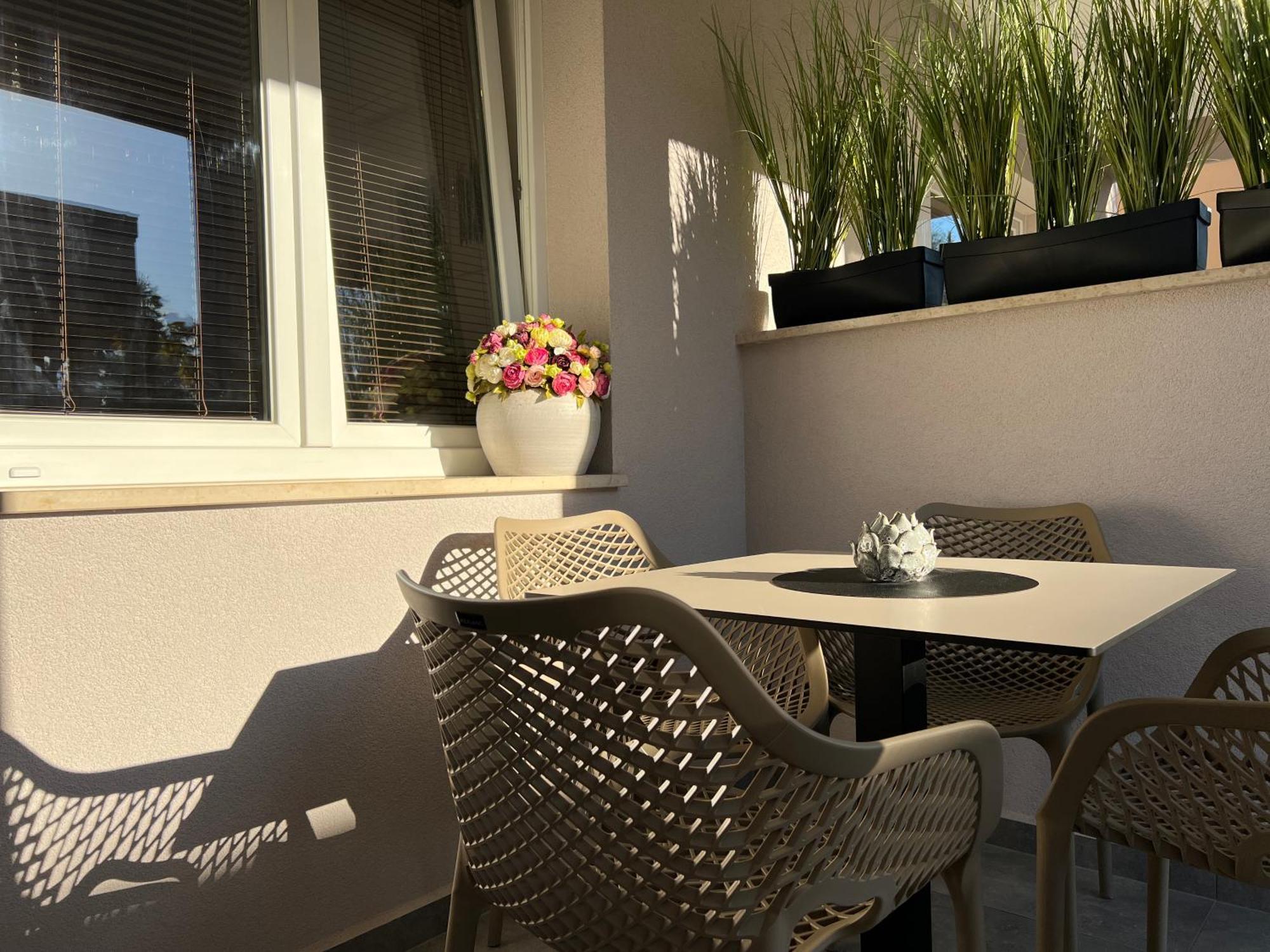 Stay In The Heart Of Porec - 50M To The Beach Екстериор снимка