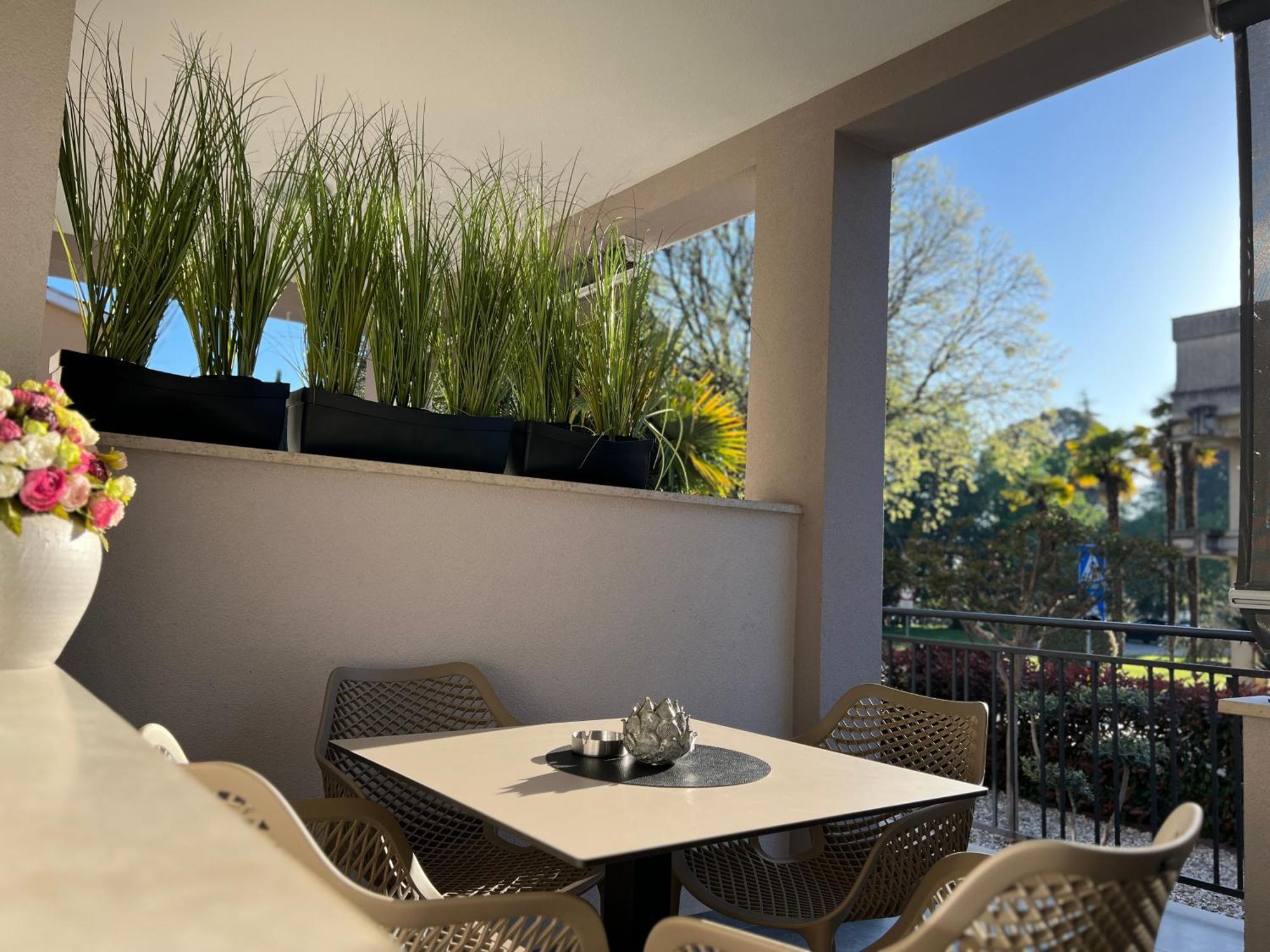 Stay In The Heart Of Porec - 50M To The Beach Екстериор снимка
