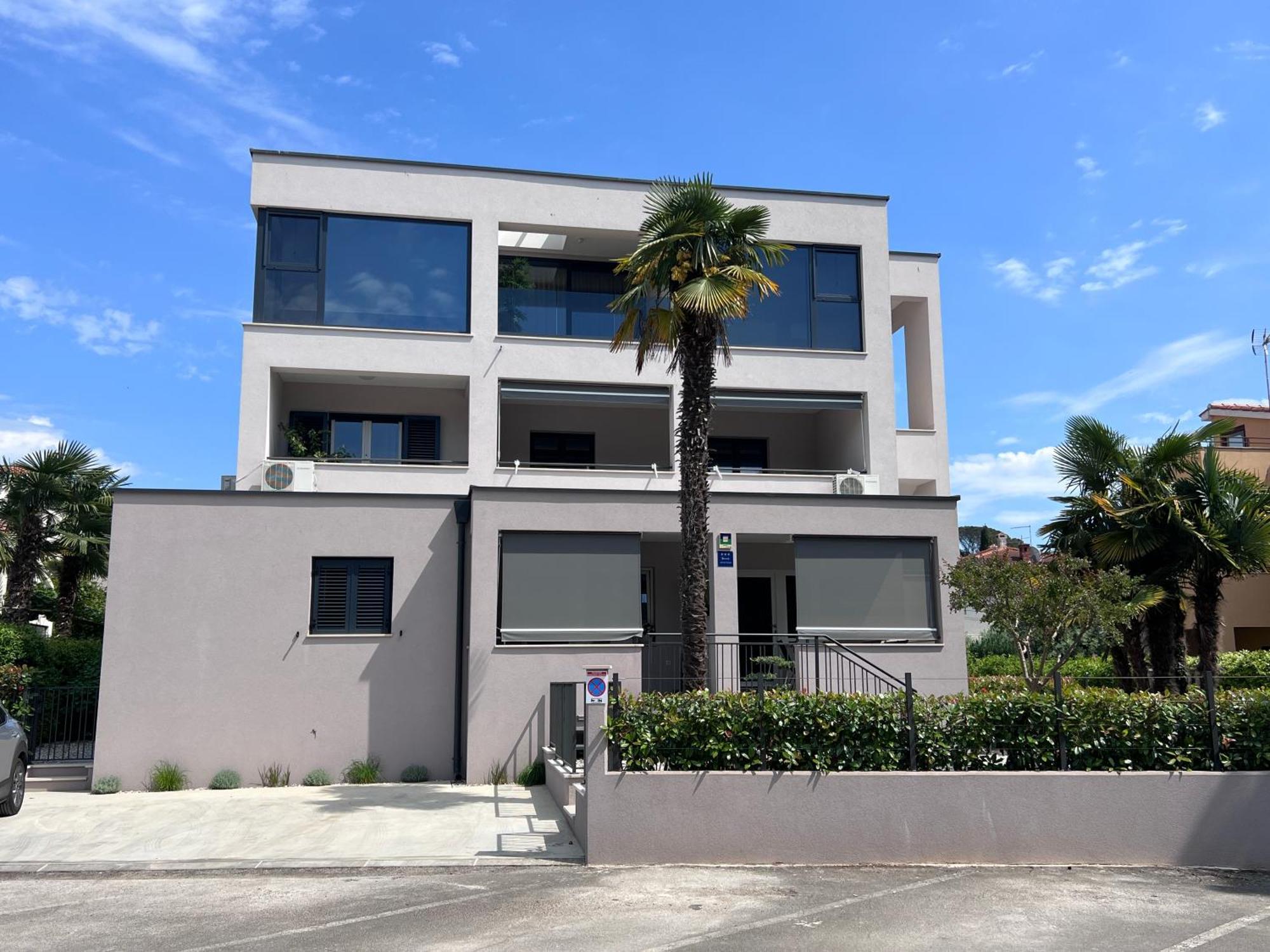 Stay In The Heart Of Porec - 50M To The Beach Екстериор снимка